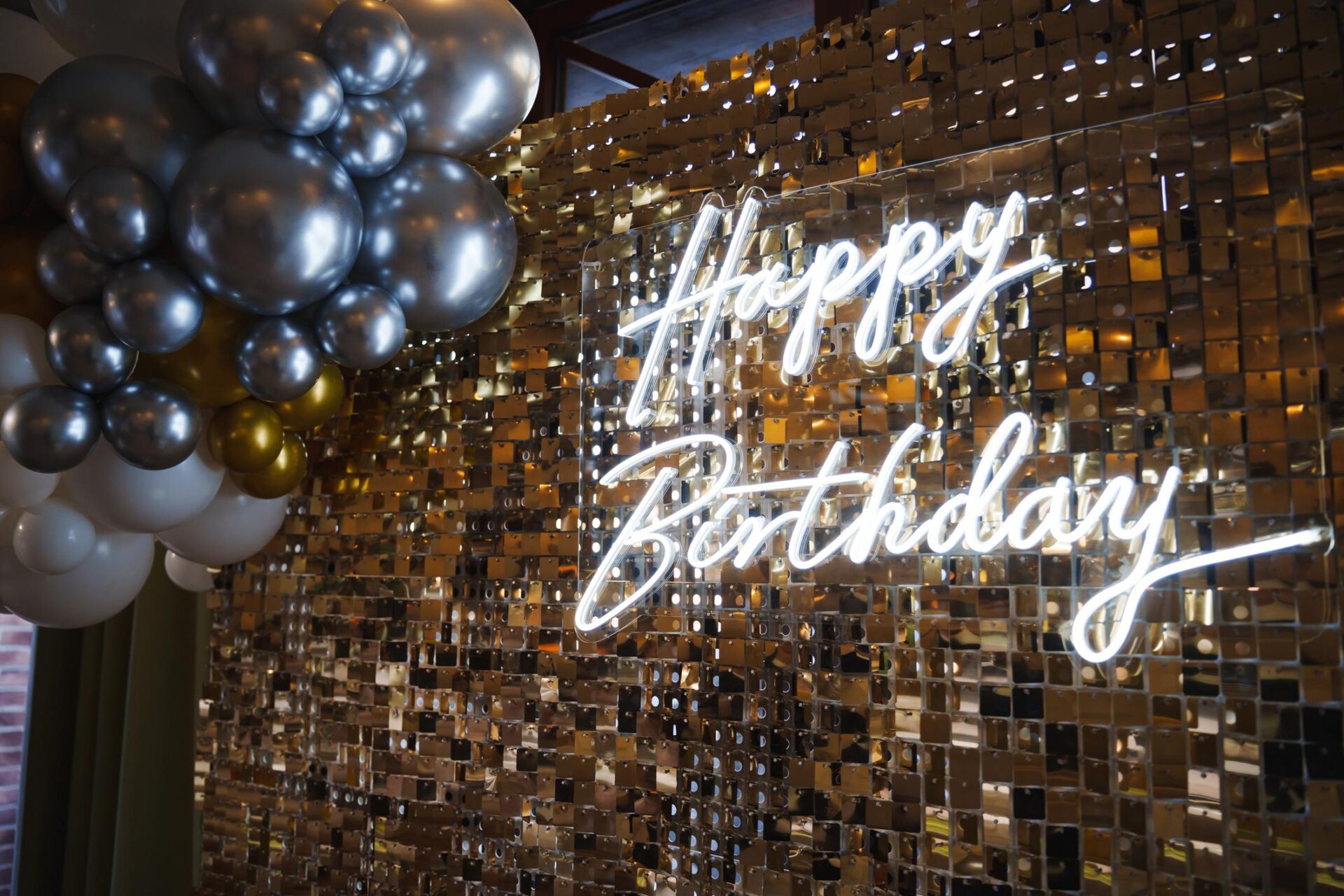 Instagram-trending birthday backdrops everyone is saving right now