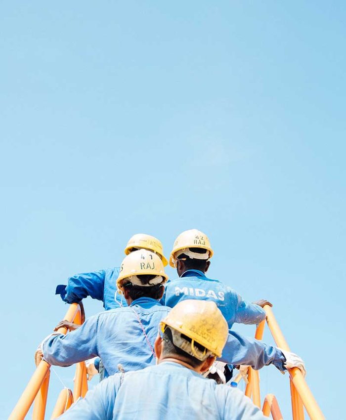 How Professional Wedding Planners Manage Stress, Timelines & Last-Minute Changes